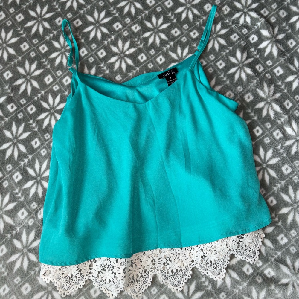 Tank top crop top